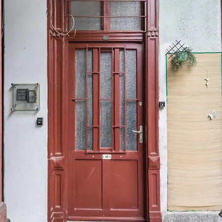 Robinia Downtown Budapesta