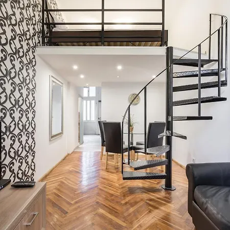 Appartement Robinia Downtown