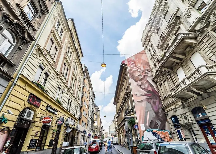 Robinia Downtown *